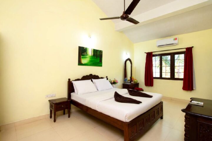 PENT HOUSE APARTMENTS